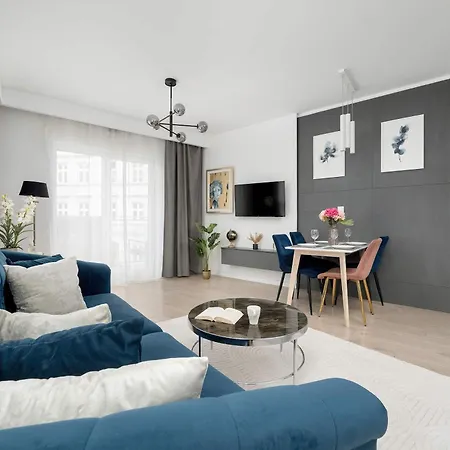 Nowoczesny Z Balkonem W Centrum By Renters Апартаменты *