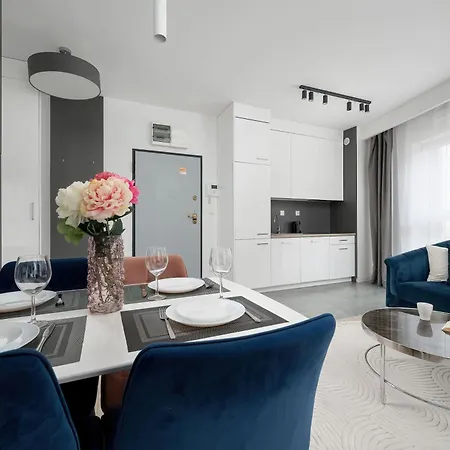 Nowoczesny Z Balkonem W Centrum By Renters Апартаменты *