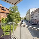Nowoczesny Z Balkonem W Centrum By Renters Appartement *