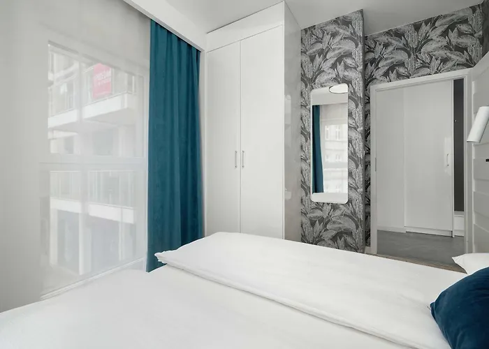 Nowoczesny Z Balkonem W Centrum By Renters Wroclaw